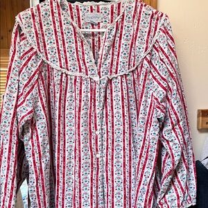 Cozy Red Floral Striped nightgown